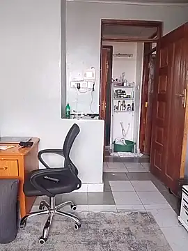 Snapshot of Prettybecs chatting on November 2025 07:55:02 AM Prettybecs online show from November 2025 07:55:02 AM