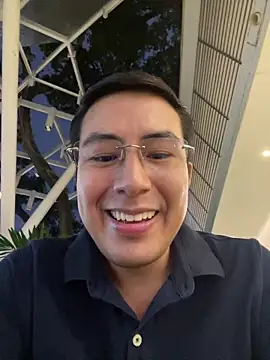 Snapshot of andrewmhilton_ chatting on February 2025 11:43:02 PM andrewmhilton online show from February 2025 11:43:02 PM