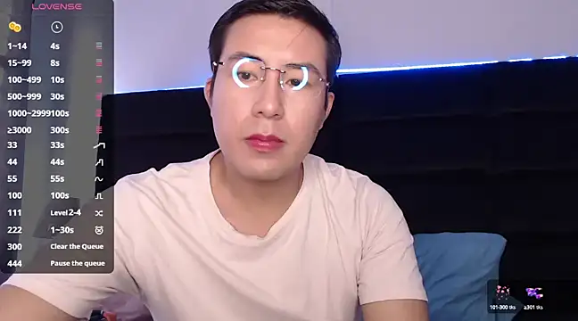 Snapshot of andrewmhilton_ chatting on March 2025 05:36:02 PM andrewmhilton online show from March 2025 05:36:02 PM