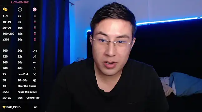 Snapshot of andrewmhilton_ chatting on March 2025 02:16:02 AM andrewmhilton online show from March 2025 02:16:02 AM