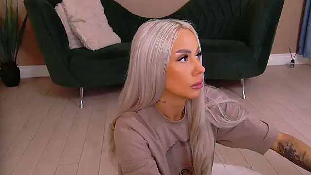 Bailey Rush online show from April 2026 04:04:02 PM