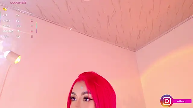 Mely-taylor online show from November 2025 10:08:02 PM