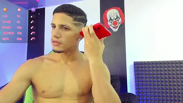 jhonnysnow17 online show from January 2025 11:55:02 PM