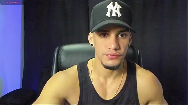 jhonnysnow17 online show from September 2025 12:40:02 PM