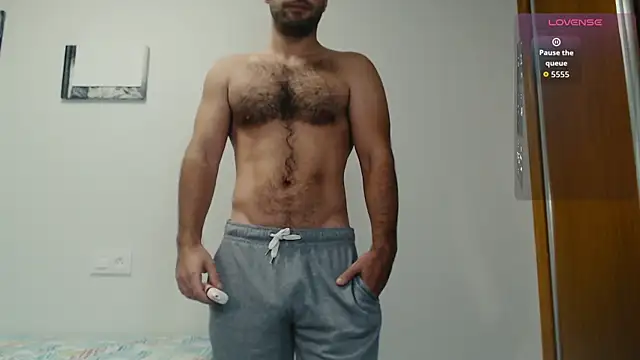 Snapshot of cutehairymacho chatting on October 2025 10:52:02 AM cutehairymacho online show from October 2025 10:52:02 AM