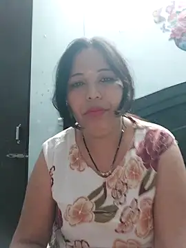 Poojabhabi101 online show from April 2026 06:33:01 AM