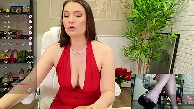 SelineSole online show from March 2025 08:22:01 PM