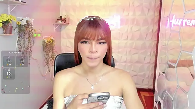 hurrencam online show from September 2025 05:13:02 PM