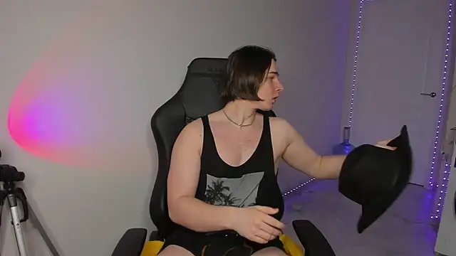 Vincent Strong online show from January 2025 09:34:01 AM