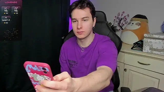 Snapshot of Vincent_Strong chatting on January 2026 08:28:02 AM Vincent Strong online show from January 2026 08:28:02 AM