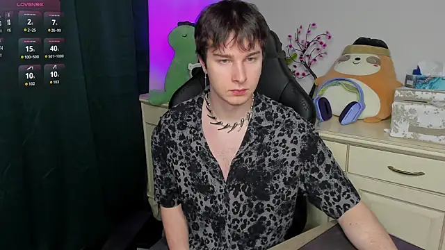 Snapshot of Vincent_Strong chatting on February 2026 09:13:02 AM Vincent Strong online show from February 2026 09:13:02 AM