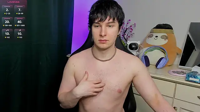 Snapshot of Vincent_Strong chatting on March 2026 08:38:01 AM Vincent Strong online show from March 2026 08:38:01 AM