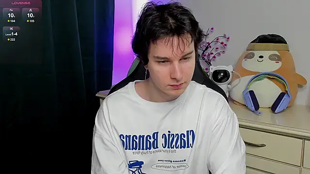 Snapshot of Vincent_Strong chatting on March 2026 12:08:01 PM Vincent Strong online show from March 2026 12:08:01 PM