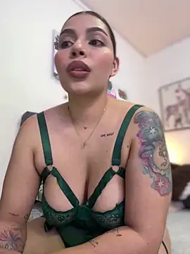 GigiiStone online show from January 2025 11:03:02 PM