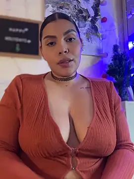 GigiiStone online show from November 2025 09:48:02 PM