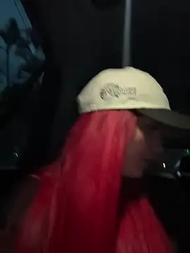 zafiro mo0n online show from October 2025 10:50:01 PM