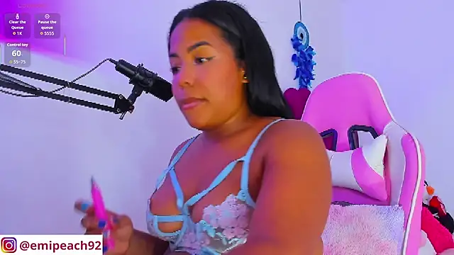 samanthaabloom online show from October 2025 12:52:02 AM