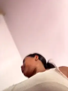 samanthaabloom online show from December 2025 05:31:02 PM