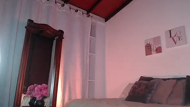 dahian s online show from November 2025 04:27:01 AM