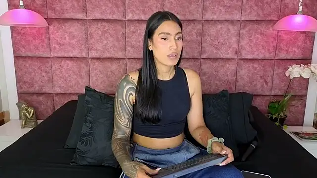 Snapshot of Taly_Fox chatting on May 2026 09:31:02 PM Taly Fox online show from May 2026 09:31:02 PM