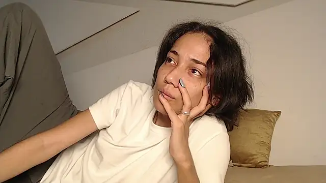 hot little bunny online show from October 2025 09:32:02 PM