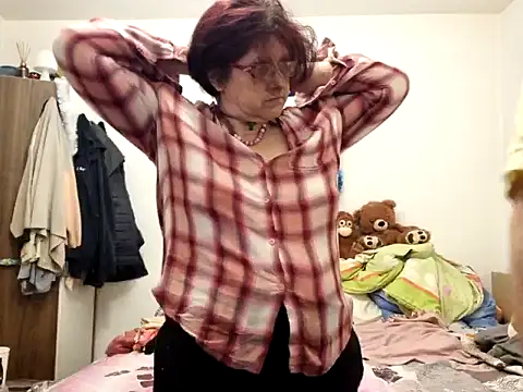 Samantha Squirtxh online show from December 2024 05:13:01 PM