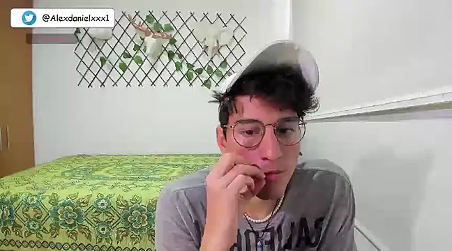 Jackson Careyy online show from February 2025 07:43:02 PM