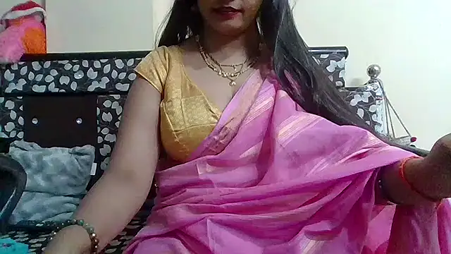 NautyBabe online show from November 2025 07:05:02 PM