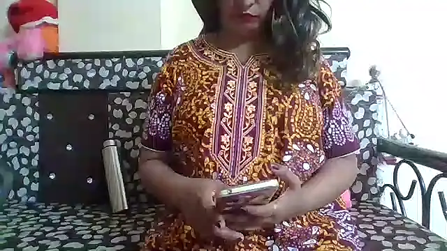 NautyBabe online show from January 2026 07:11:01 PM