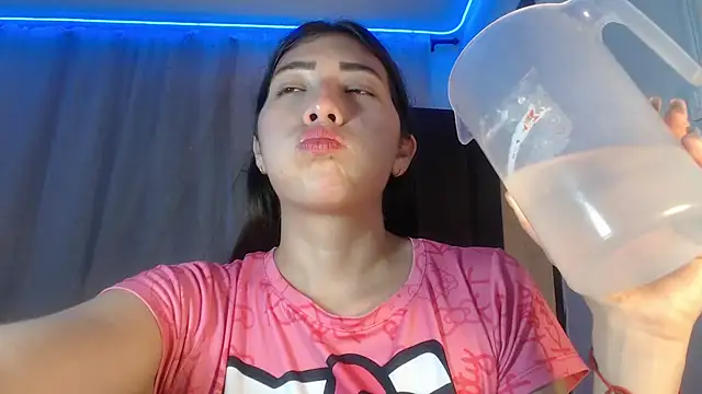 DaMikaela  online show from December 2024 06:53:02 PM