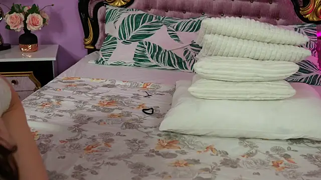 MyaJenson online show from April 2026 04:30:01 AM