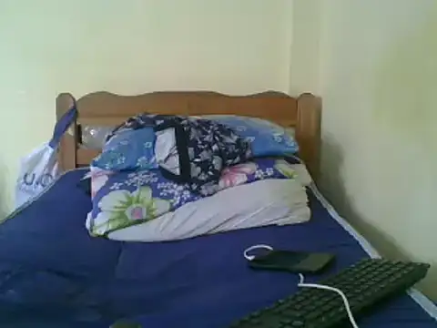 Snapshot of sweet-frida22 chatting on March 2025 09:40:01 AM sweet-frida22 online show from March 2025 09:40:01 AM