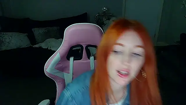 Snapshot of Red_firesquirt chatting on December 2024 12:55:02 PM Red firesquirt online show from December 2024 12:55:02 PM