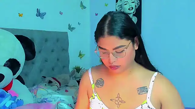 mabellfox online show from December 2024 03:31:02 PM