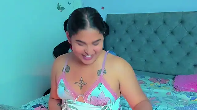 mabellfox online show from February 2025 11:48:01 PM