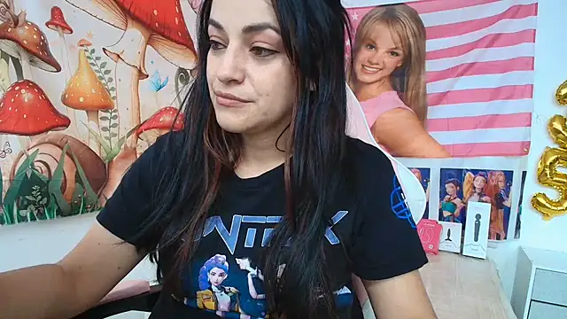 LovelyAzucena online show from July 2026 03:51:01 PM