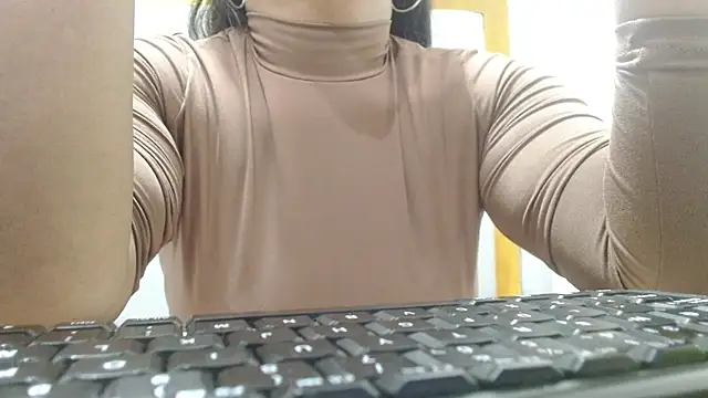 Cholatin online show from October 2025 03:23:02 PM