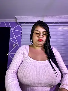 MiiaaJoness online show from January 2026 02:32:01 PM