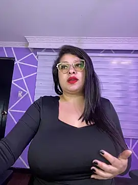 MiiaaJoness online show from February 2026 03:01:01 PM