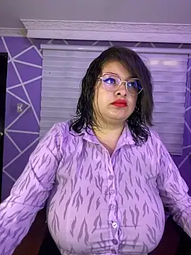 Snapshot of MiiaaJoness chatting on July 2026 04:02:01 PM MiiaaJoness online show from July 2026 04:02:01 PM