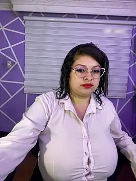 Snapshot of MiiaaJoness chatting on July 2026 04:23:02 PM MiiaaJoness online show from July 2026 04:23:02 PM