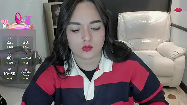 Snapshot of CelesteBrucee chatting on February 2025 08:31:01 PM CelesteBrucee online show from February 2025 08:31:01 PM