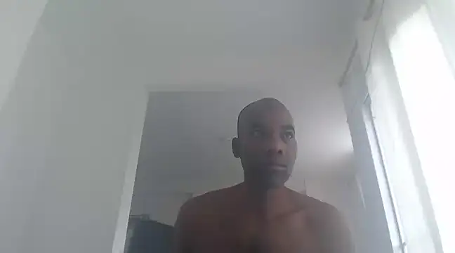 xDonVictor online show from March 2025 12:02:02 PM