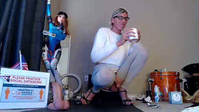 Snapshot of Taylorsexbot chatting on March 2025 04:56:02 PM Taylorsexbot online show from March 2025 04:56:02 PM