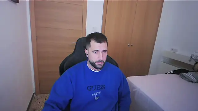 alex877x online show from November 2025 01:55:01 PM