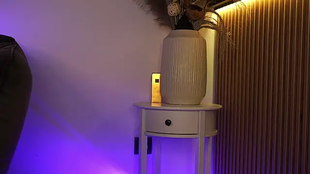 KimyBroox online show from September 2025 08:55:02 PM