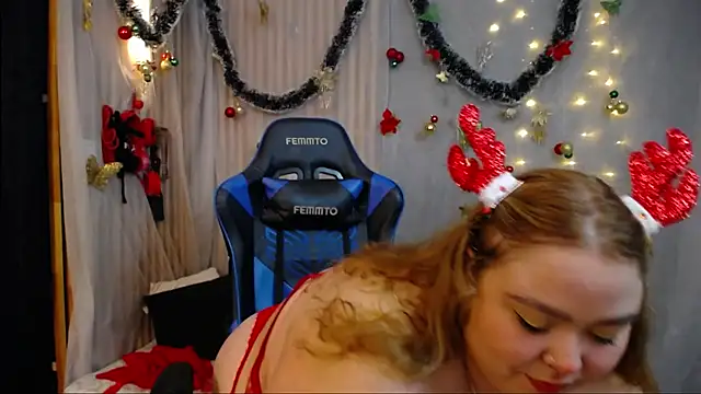 Snapshot of julia_sweet_1 chatting on December 2024 07:14:01 AM julia sweet 1 online show from December 2024 07:14:01 AM