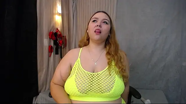 Snapshot of julia_sweet_1 chatting on March 2025 04:15:02 AM julia sweet 1 online show from March 2025 04:15:02 AM