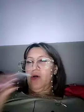 Snapshot of naughtymilfT chatting on February 2025 07:16:02 PM naughtymilfT online show from February 2025 07:16:02 PM
