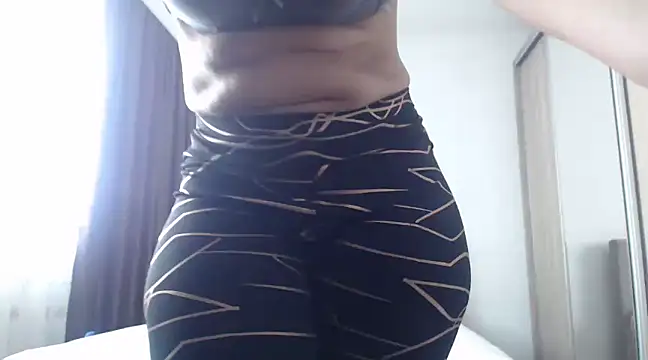 Snapshot of naughtymilfT chatting on March 2025 10:08:02 AM naughtymilfT online show from March 2025 10:08:02 AM
